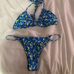Blue pattern triangle bikini
